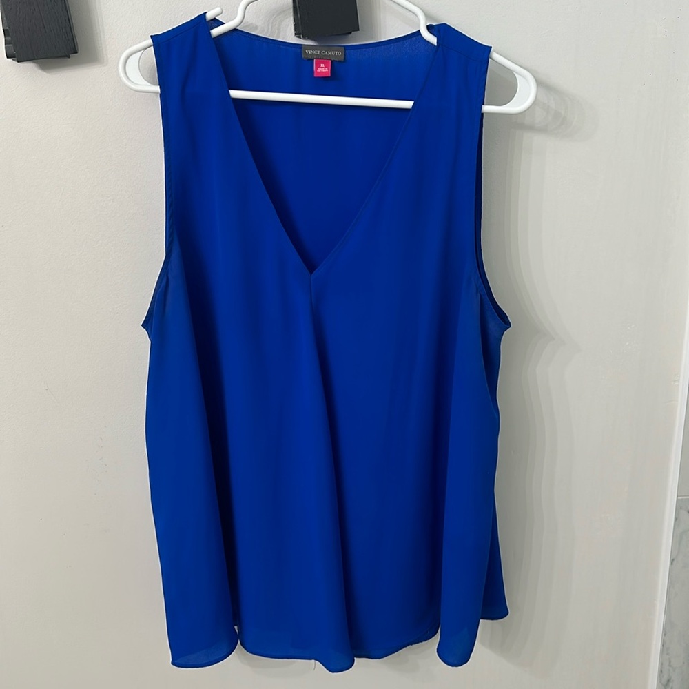 Vince Camuto blue blouse tank